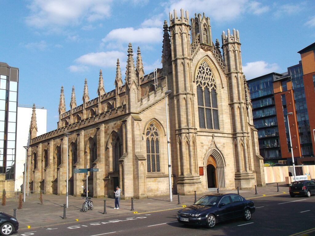 Glasgow St Andrew's Cathedral from Clyde Street