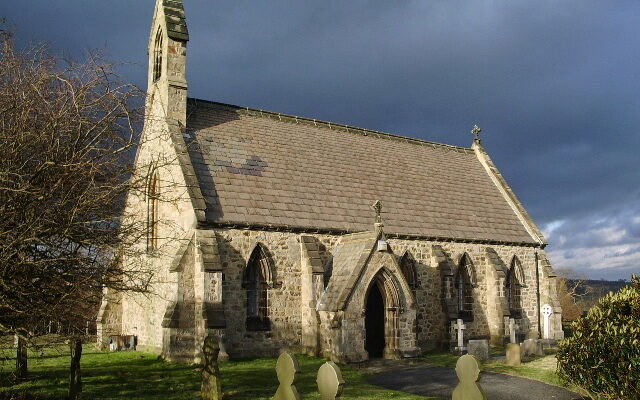 All Saints, Farnley