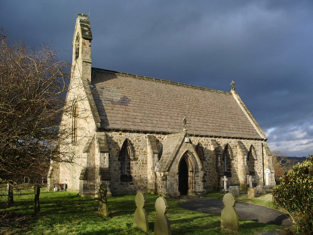 All Saints, Farnley