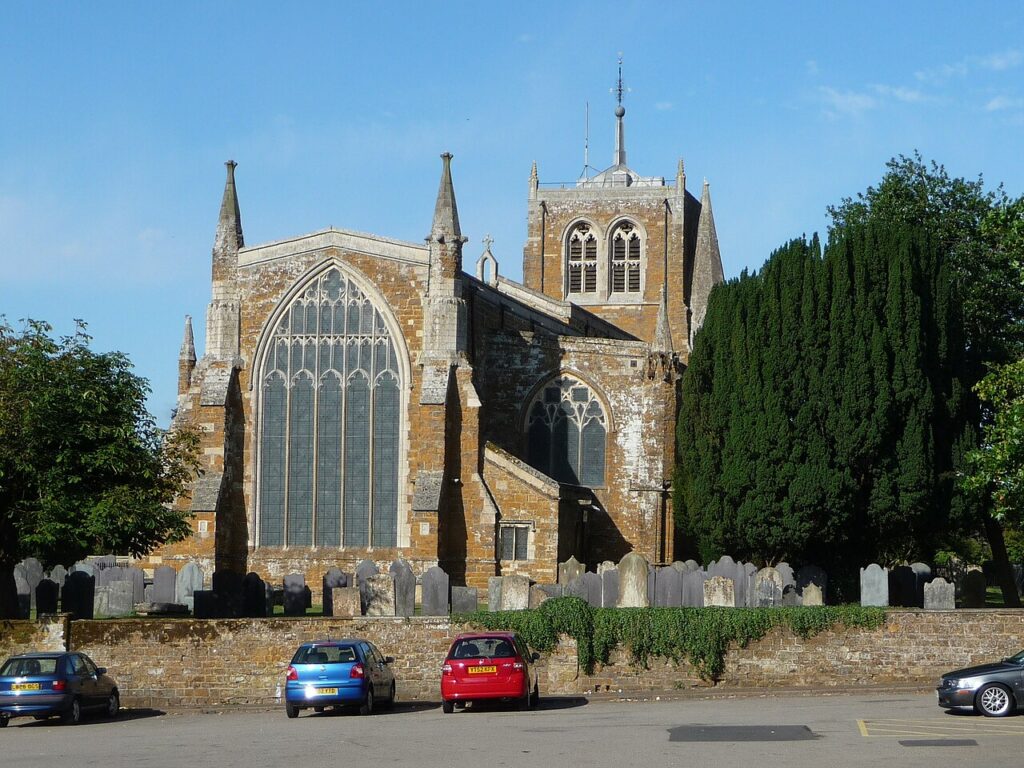 Holy Trinity, Kettering