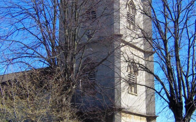 Holy Trinity, Kingswood