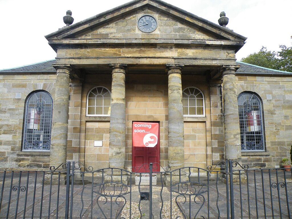 St Mungo’s Parish Church
