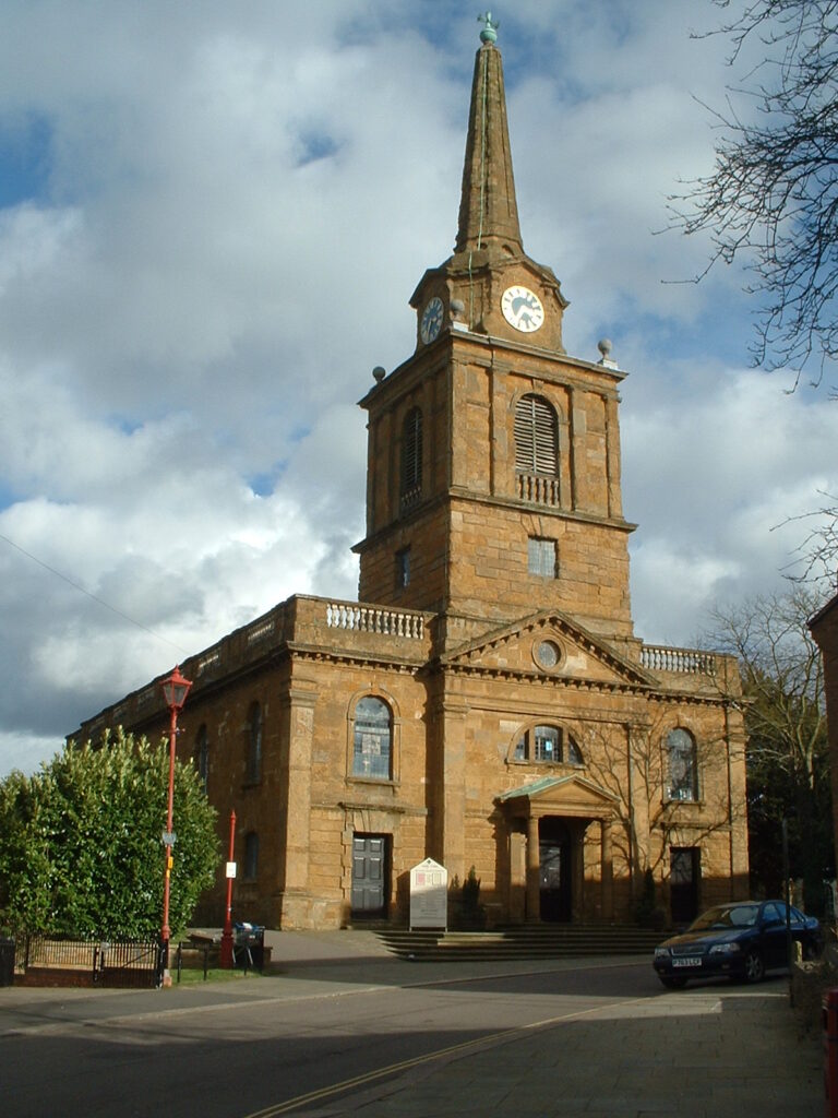Holy Cross, Daventry