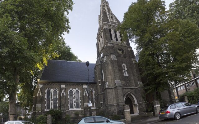Christ Church, London, Manchester Road