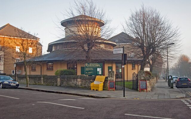 St John the Evangelist, London, Queen’s Drive