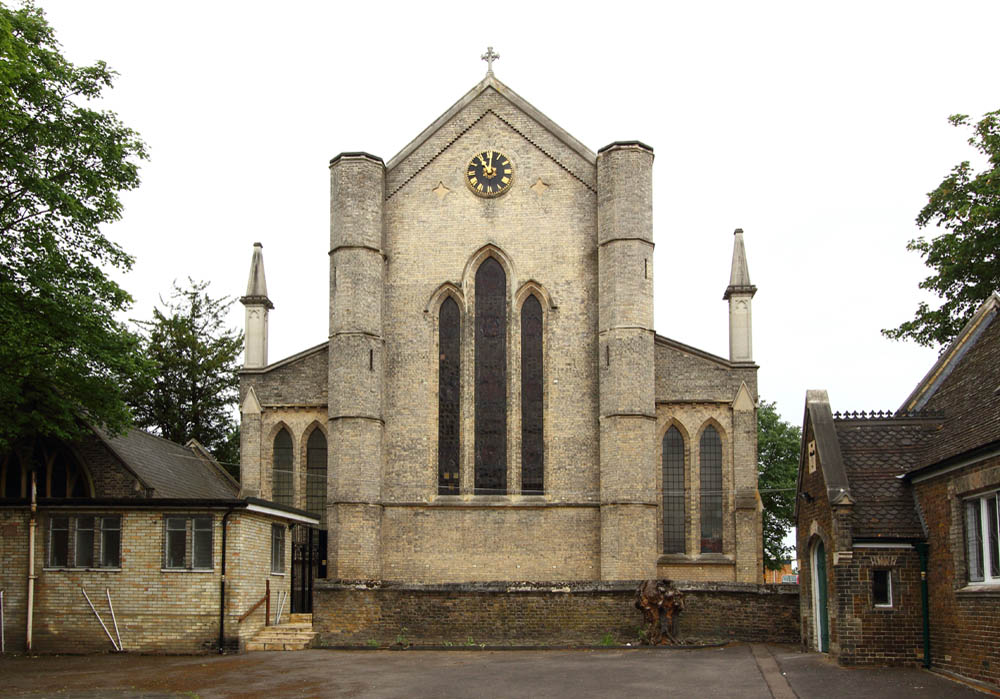Holy Trinity Church, West Green