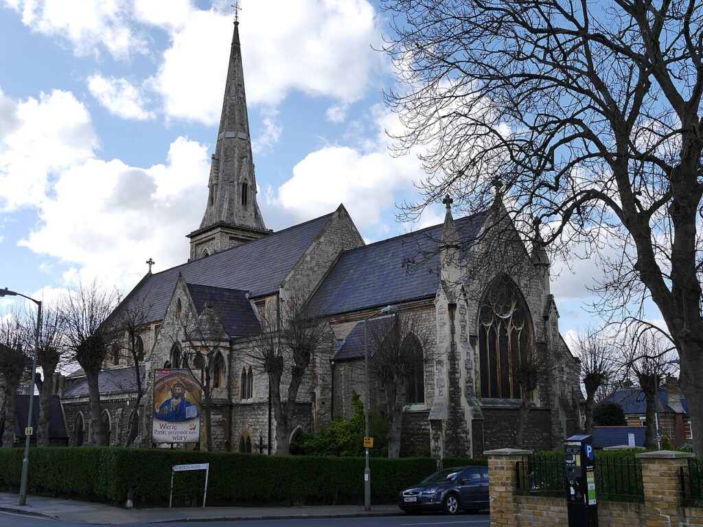 St John the Evangelist, London, St John’s Avenue