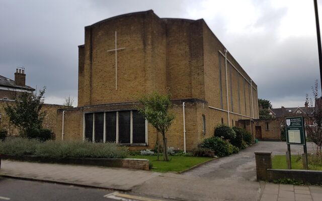 Saint James, Clapham
