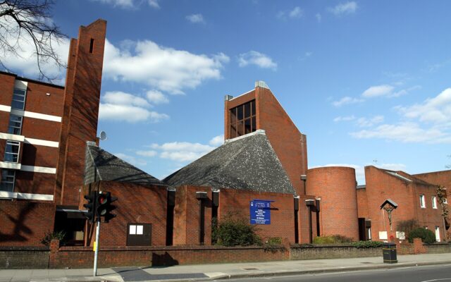 St Luke’s Church, London, Uxbridge Road